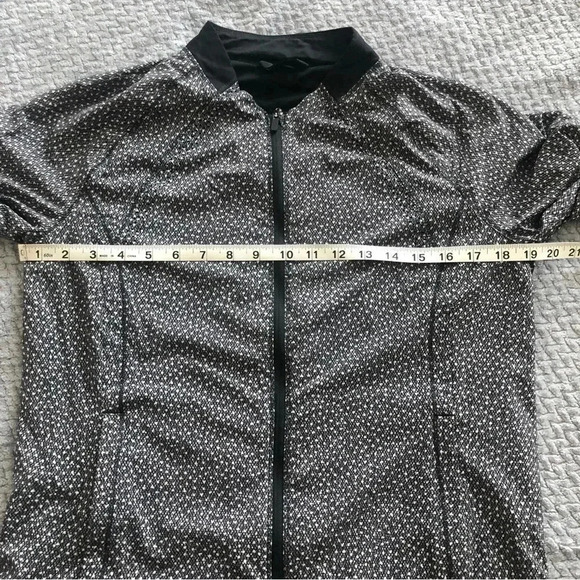 Lululemon Hit It Jacket frozen frizz size small - Picture 8 of 11